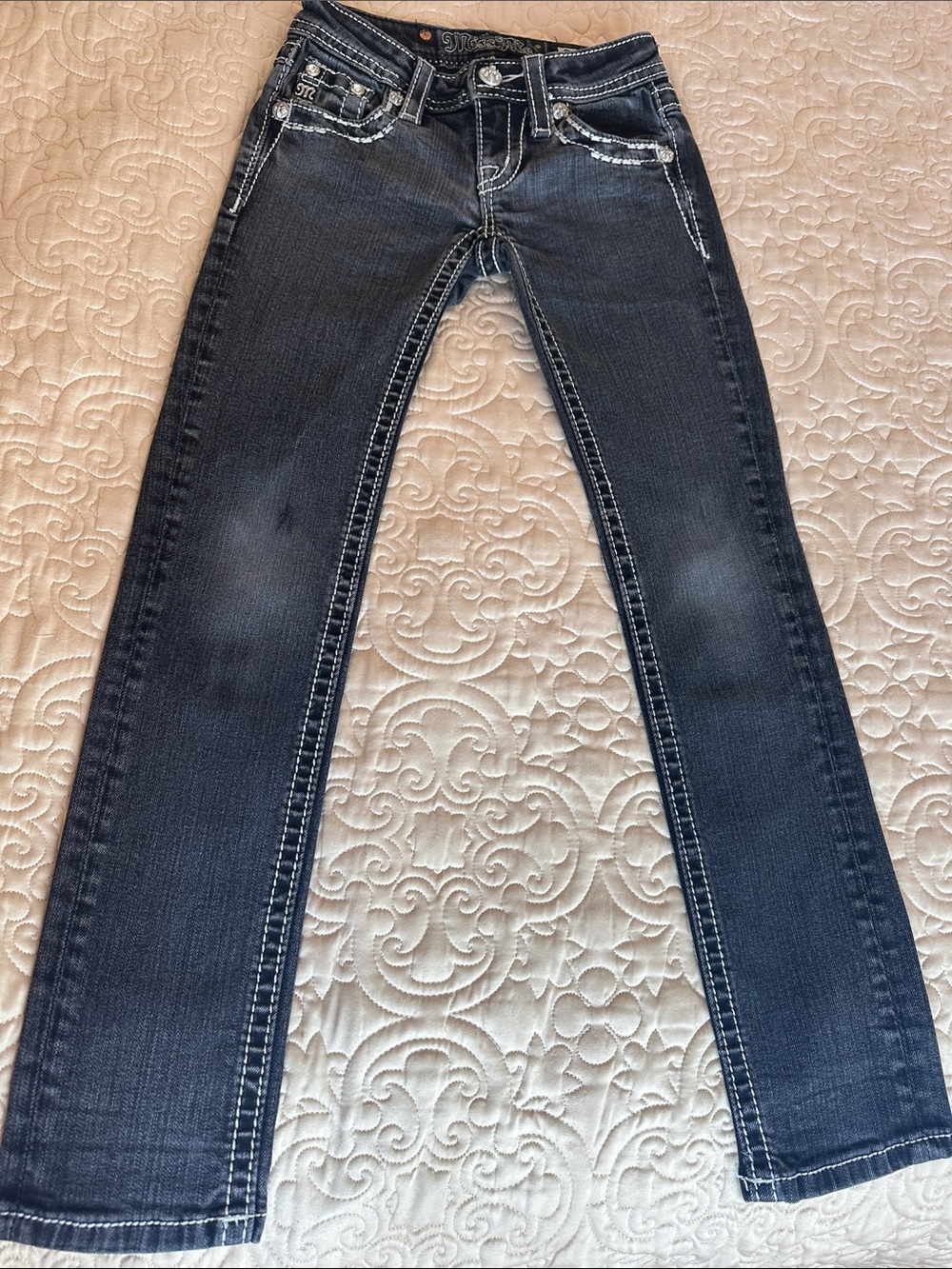 Miss Me Dark Jeans with White Contrast size 7 girls Stitching